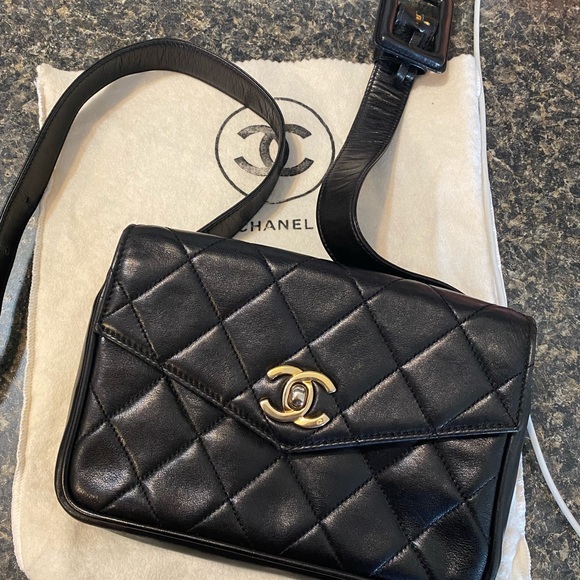 SOLD !Authentic CHANEL Leather Waist (Belt) Bag - Picture 8 of 17